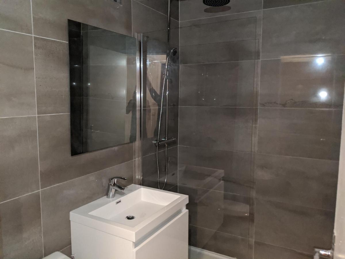 T1 Centre De Valence Apartment วาลองซ์ ภายนอก รูปภาพ